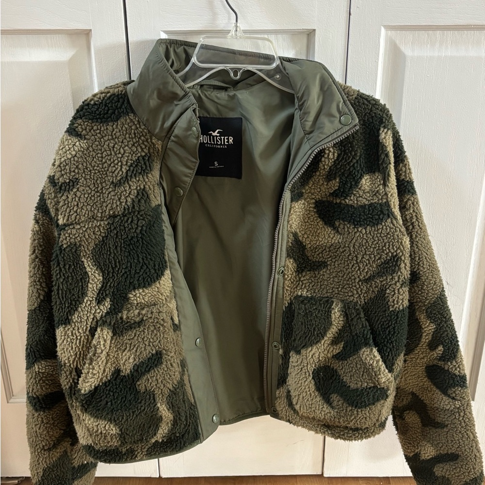 Hollister Green and Tan Sherpa Jacket